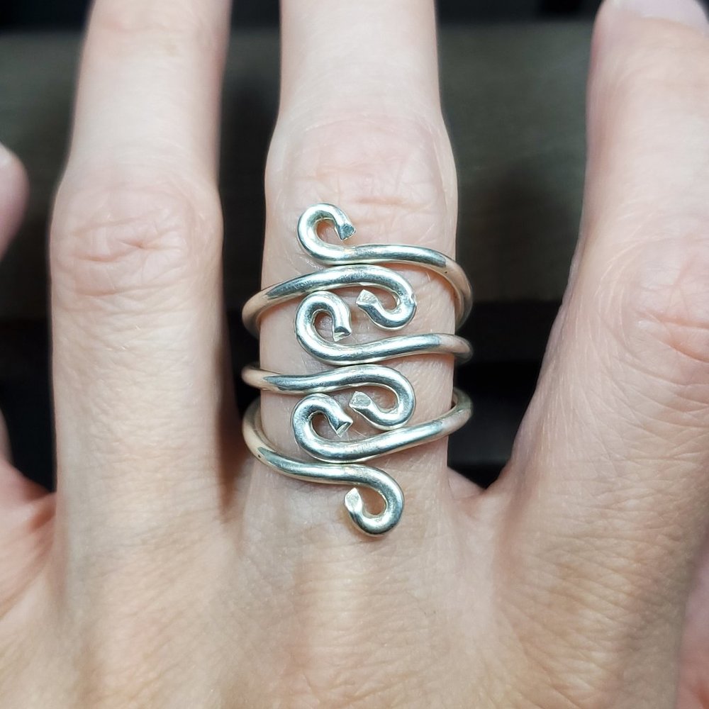 Size 9 Sterling Silver Thick Wire Cute Pattern Mexico Ring